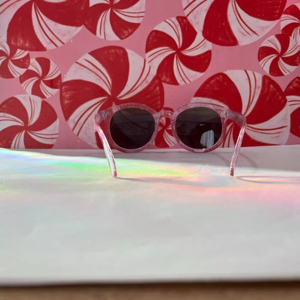 3/$20 Bundle 🌈Capelli New York Girl’s 2-Piece Rainbow Sunglasses & Hardcase Set